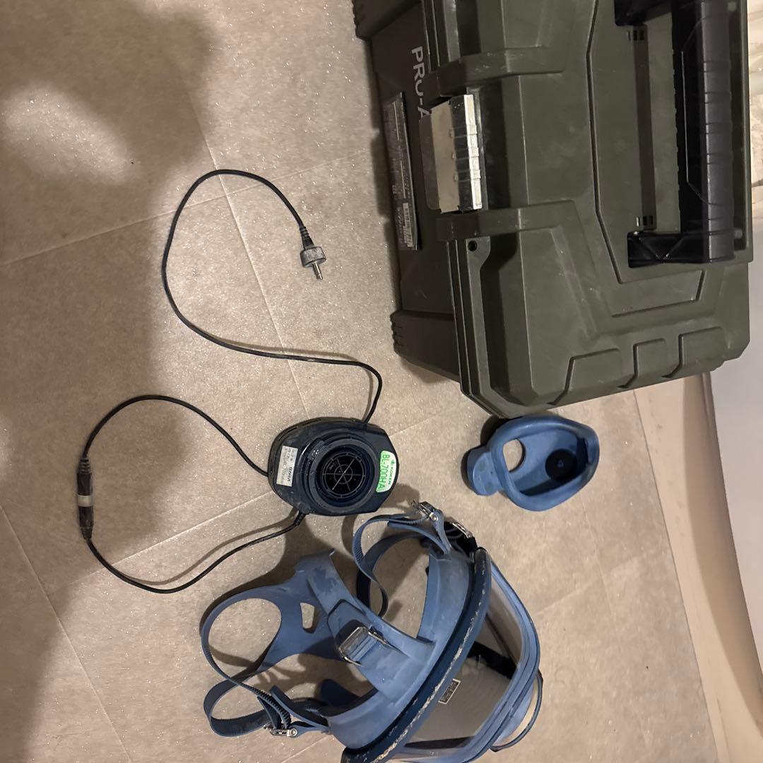 防塵マスク シリコン製 収納ケース付き