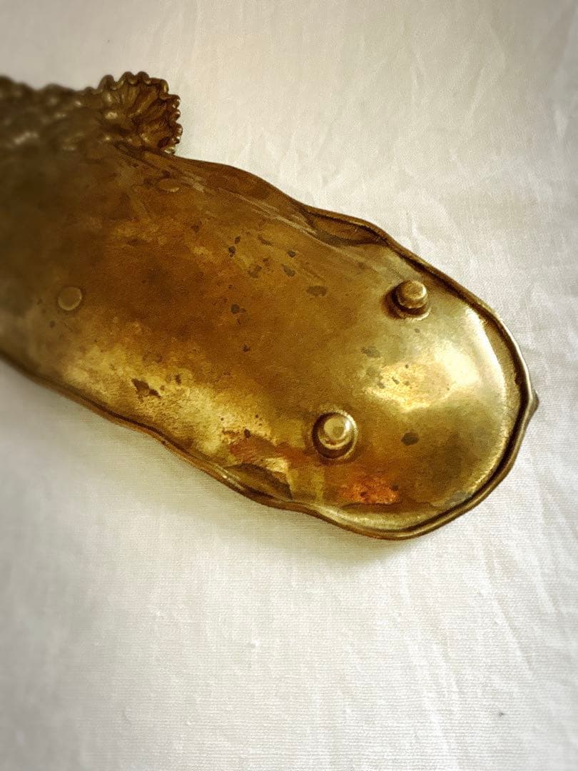 フランスブロカント　真鍮製トレイ・デイジー