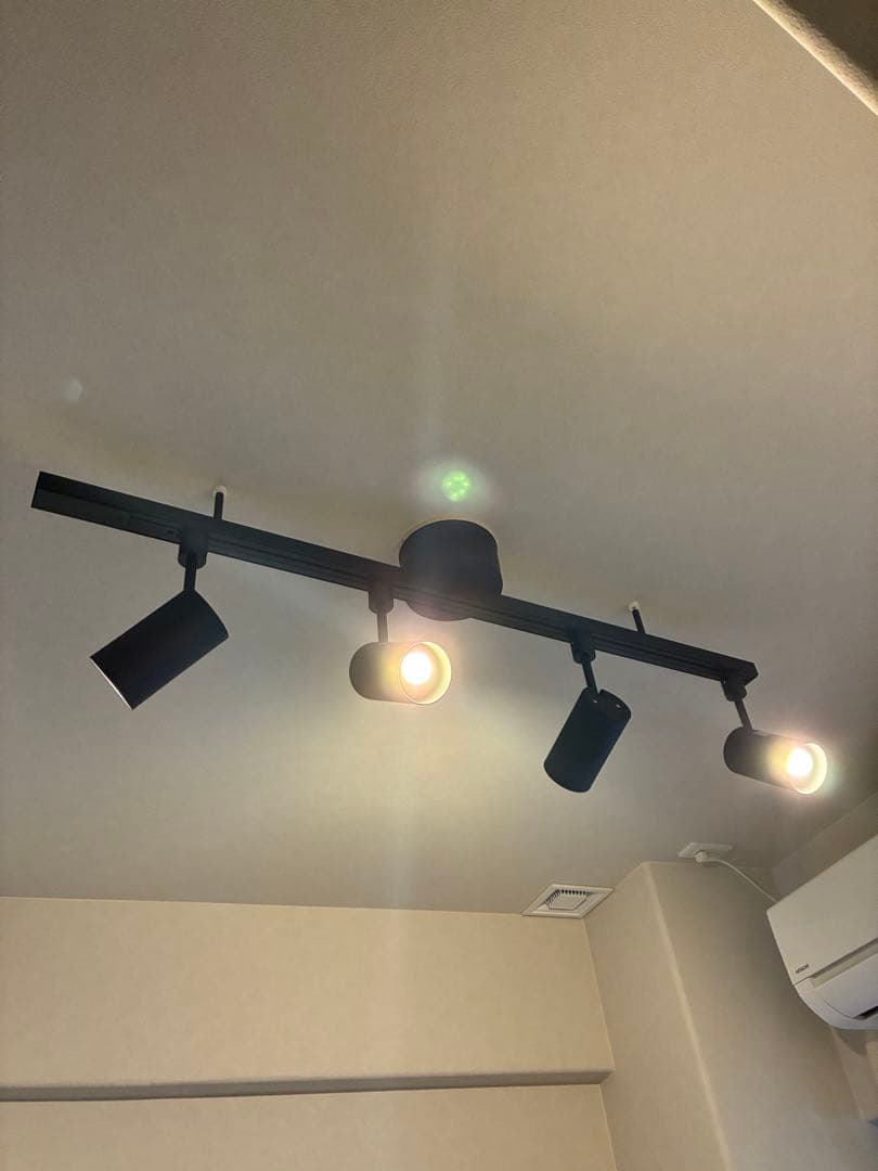 美品　無印良品 MUJI スポットライト 4連 黒 LED 4個電球付き
