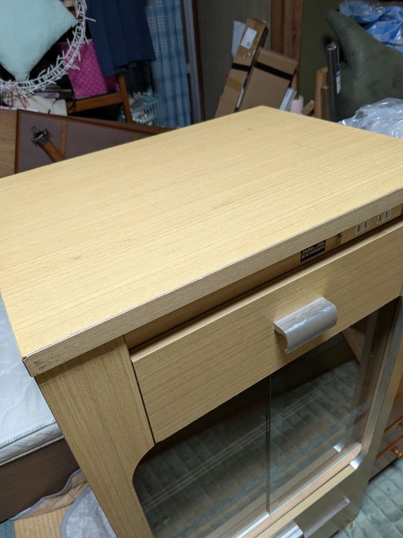 木製食器棚 ガラス棚付き