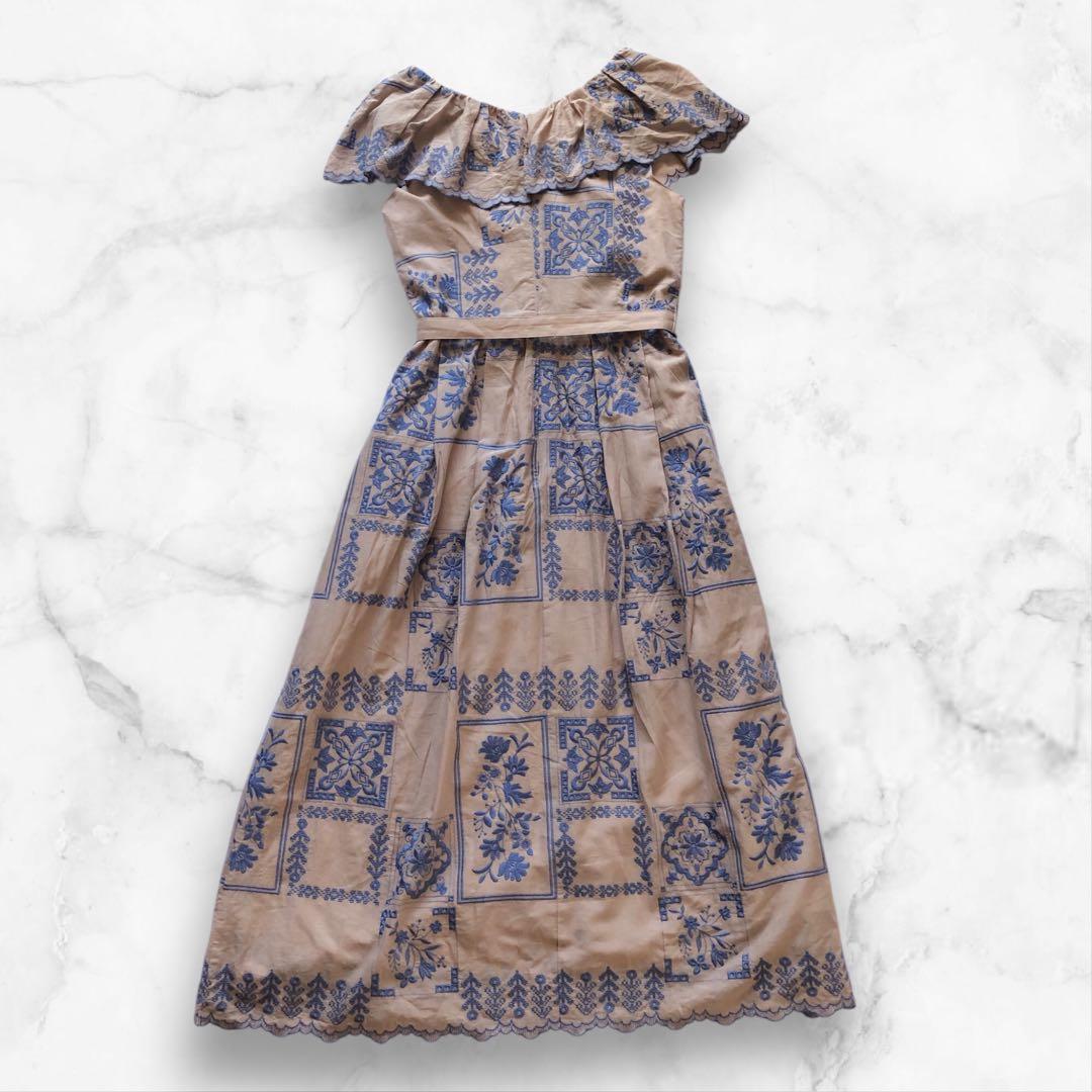 【極美品】グレースコンチネンタル ケープカラー刺繍ワンピース ベルト S