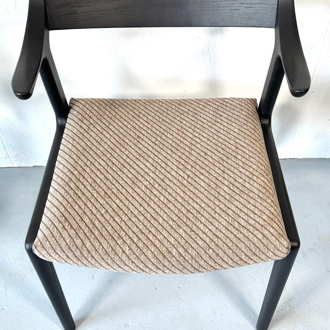 ①美品 ナガノインテリア DC354 ダイニングチェア 張座 ハンギング機能