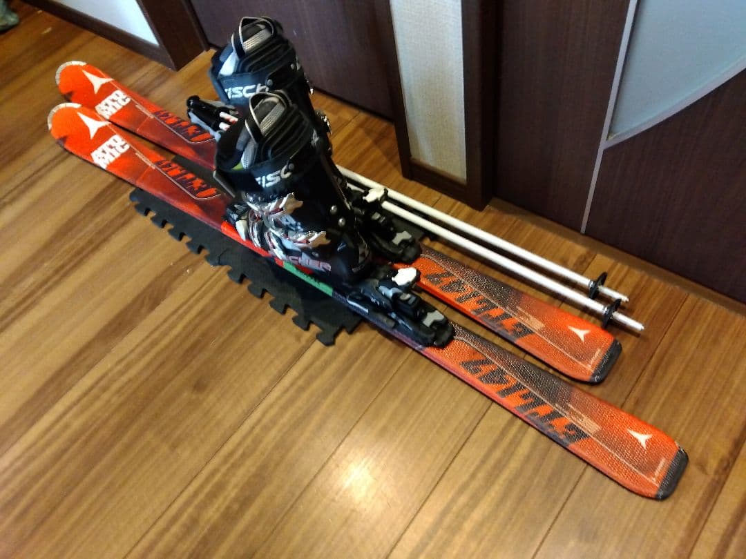 高級【ハイエンド】ATOMIC 学生・男女兼用 スキーセット メンテ・WAX済✔