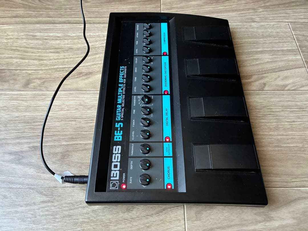 BOSS BE-5 ギターマルチエフェクター(当時の付属品ほぼあり）