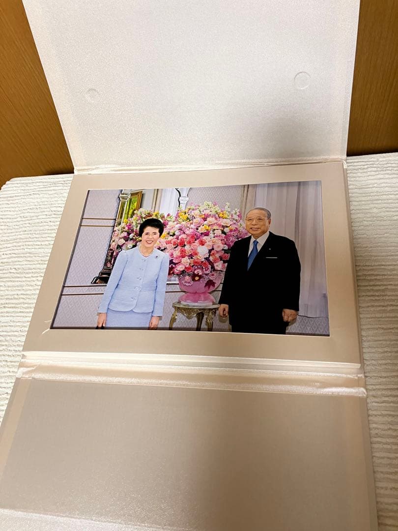 池田先生★創価学会★写真13枚入り★フォトフレーム ★高級装丁