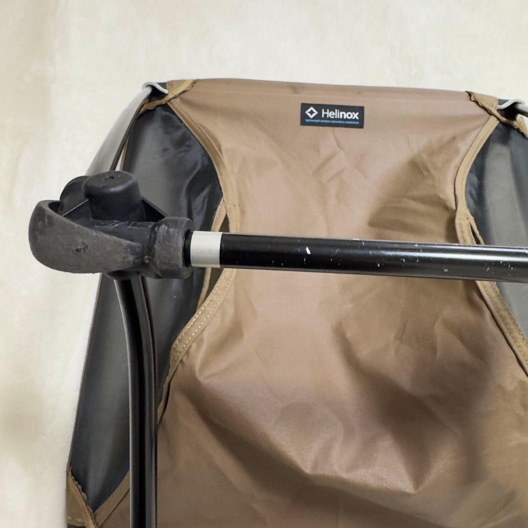 人気　Helinox グラウンドチェア　コヨーテタン　軽量チェア