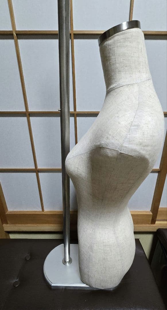 レディーストルソー　マネキン　パンツ着用可　片脚トルソー