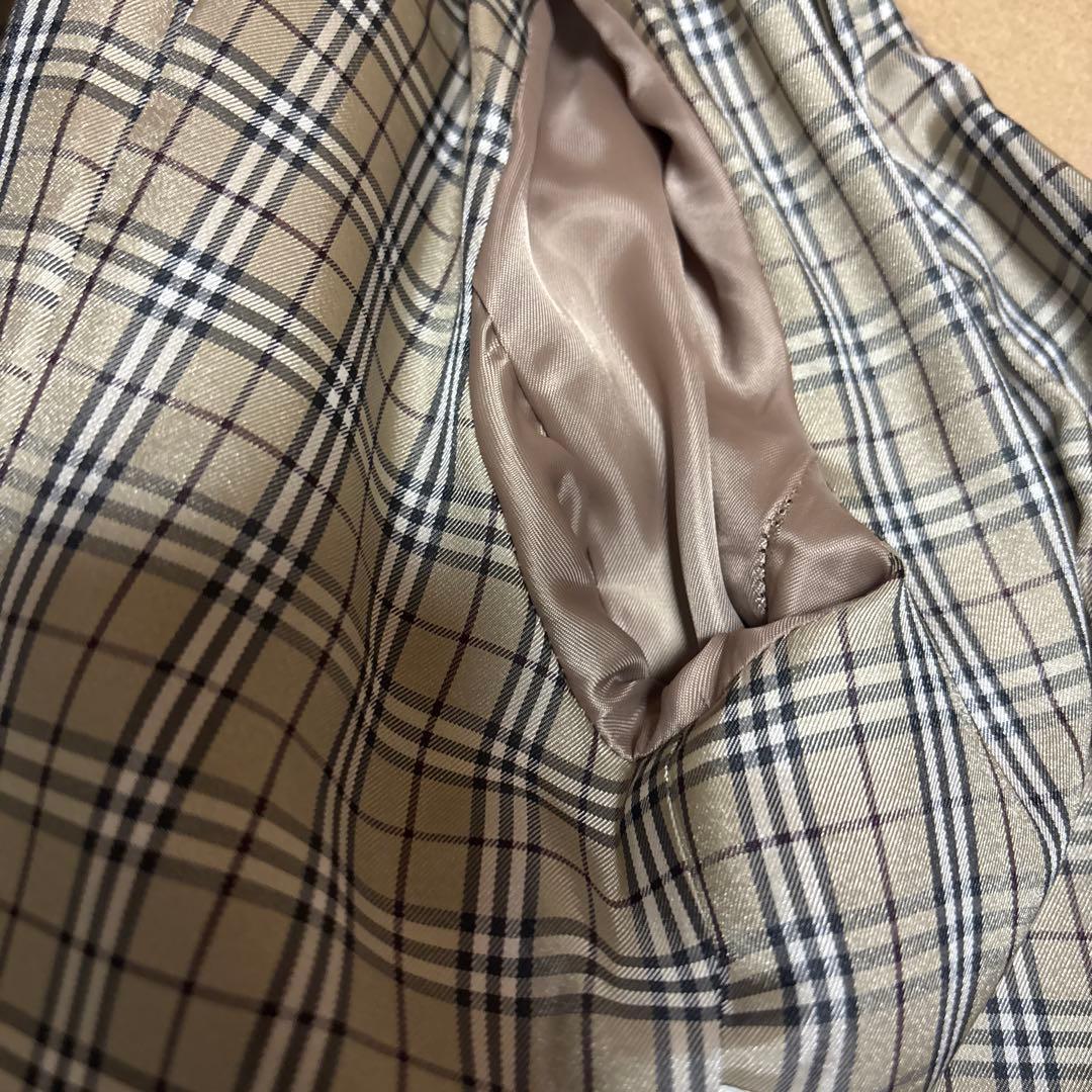 BURBERRY BLUE LABELファー付きベージュロングコート