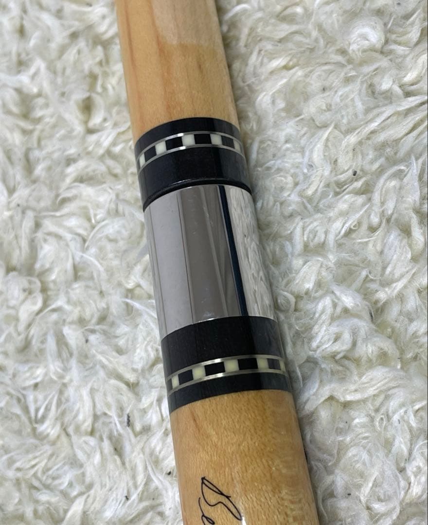 ルカシー Lucasi ビリヤードキュー XVI ハードケース付き