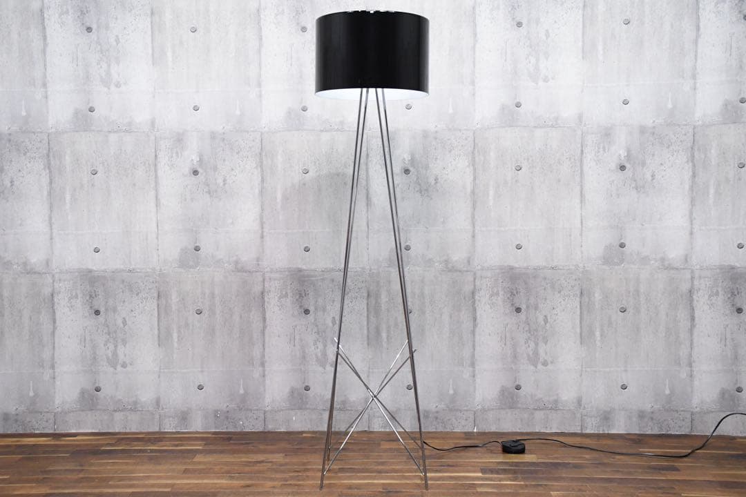 EEK63 展示品 FLOSフロス RAY F2 フロアライト 34万 ブラック