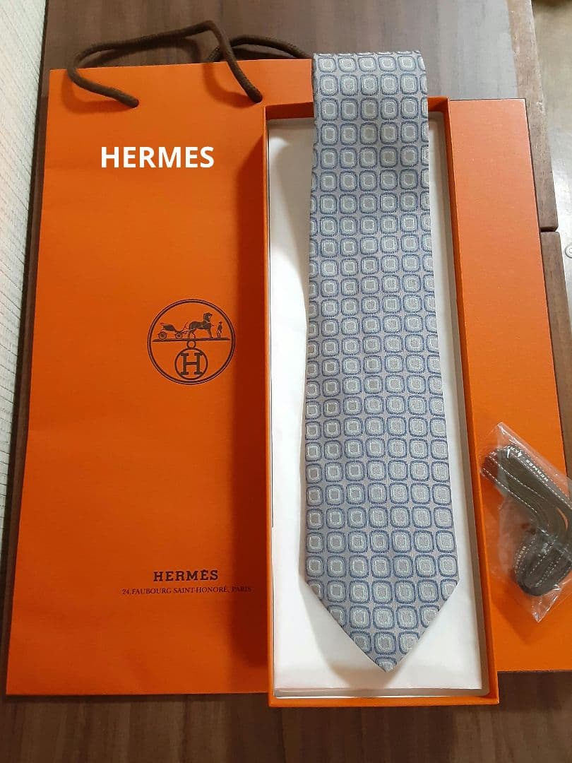 しおり エルメスネクタイ『H221』