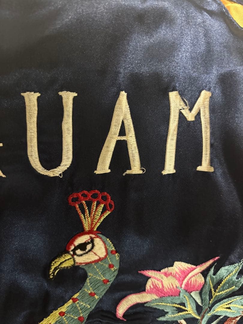 東洋　スカジャン　グアム 地図＆孔雀 刺繍