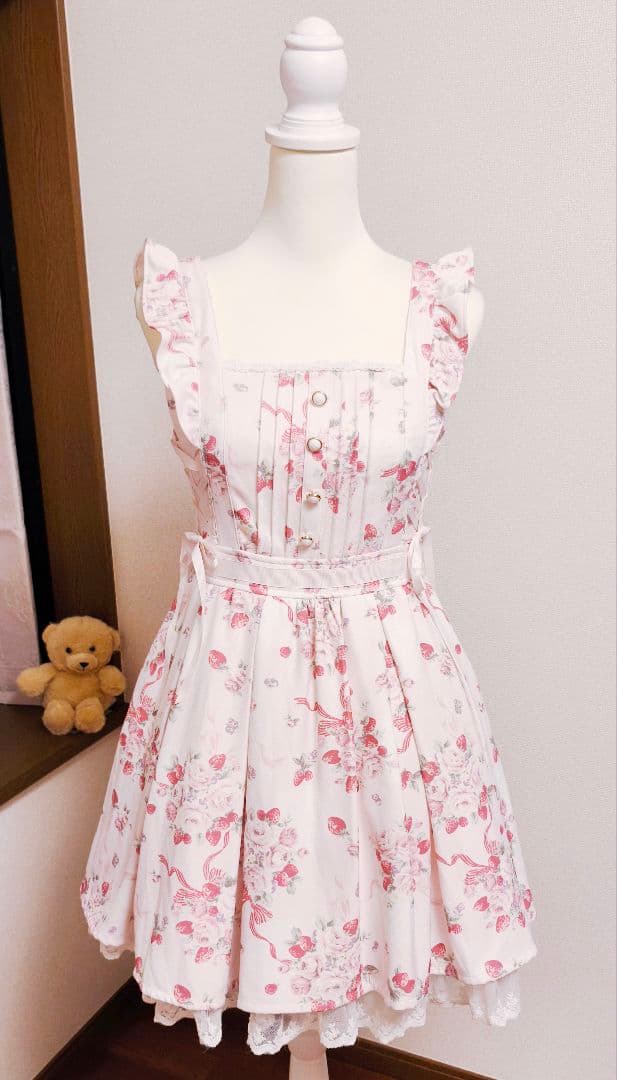 リズリサいちごワンピース