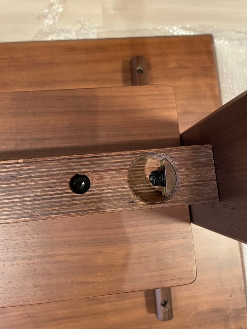 無印良品リビングでもダイニングでもつかえるテーブル2（ウォールナット)