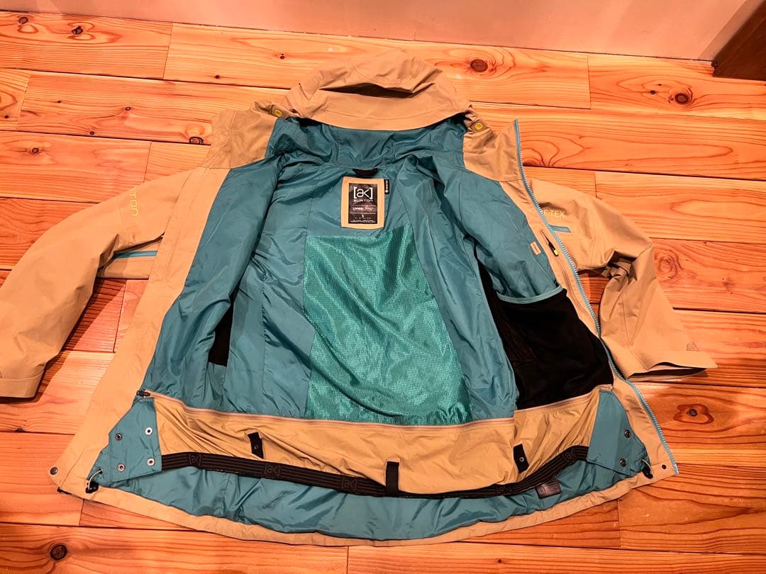 [ak] スノーボードウェア ＋バートン　ゴアテックス　ビブパンツ　上下セット