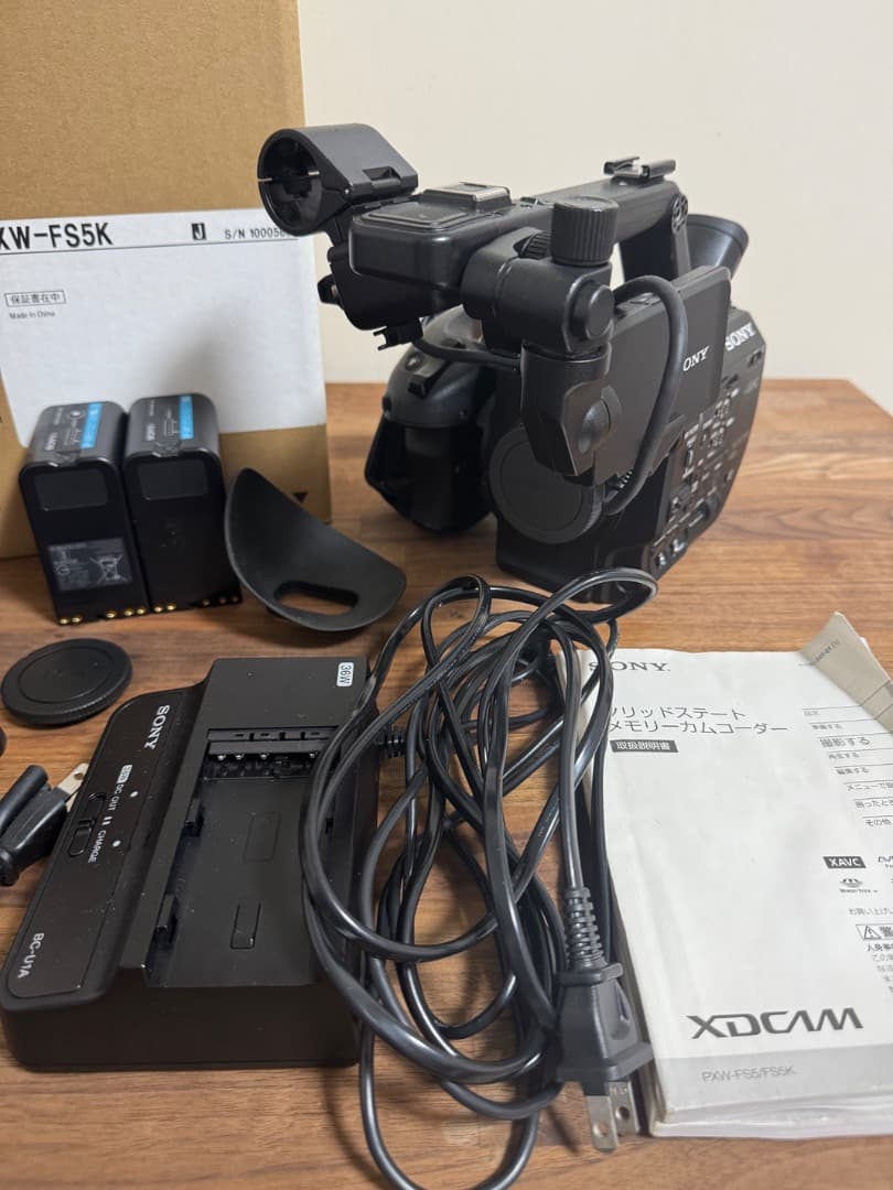 PXW-FS5K XDCAMメモリーカムコーダー レンズ SELP18105