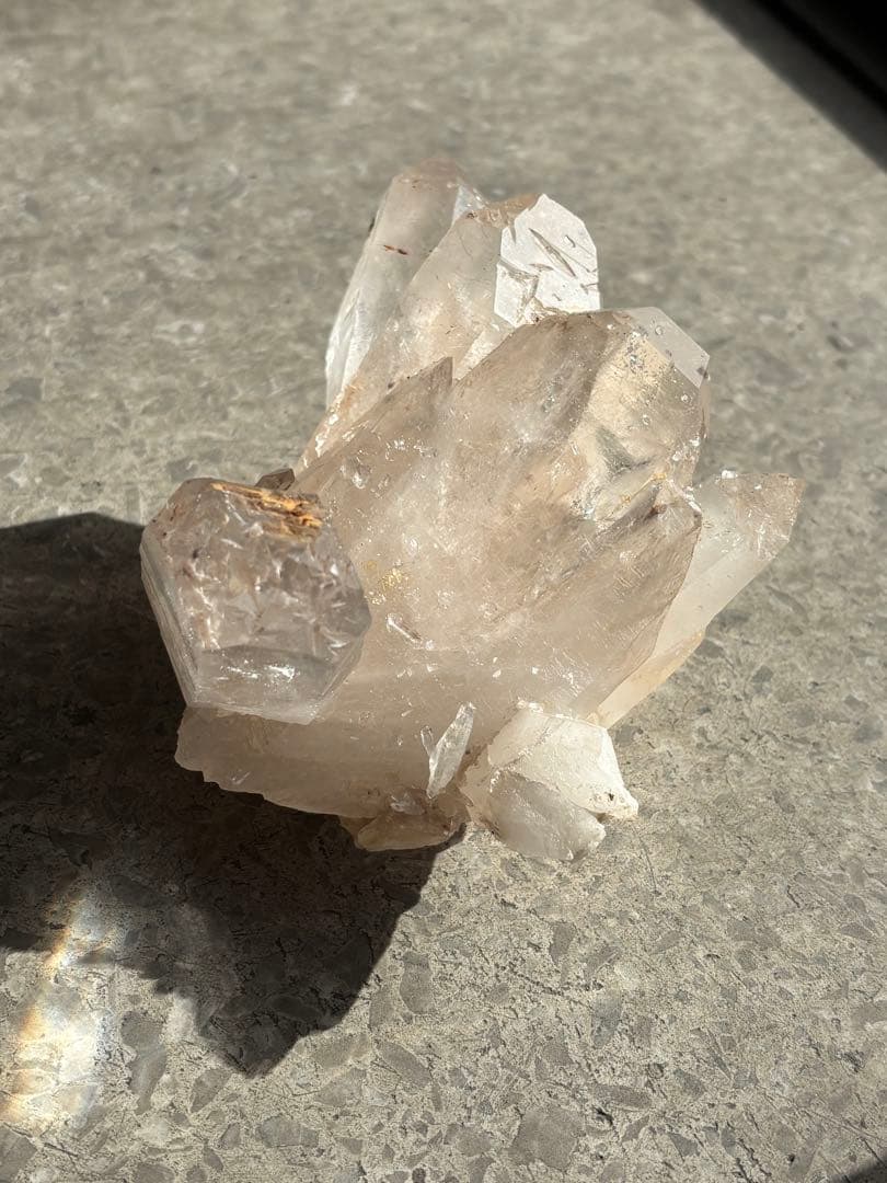 インド　マニカラン産　ピンクサマディクォーツ　クラスター　728g 天然石