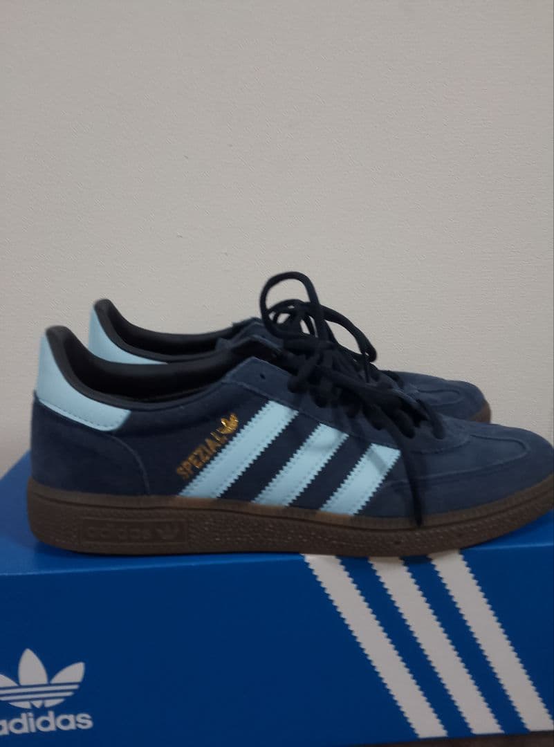 【美品】26㎝ アディダス ハンドボールスペツィアル　BD7633