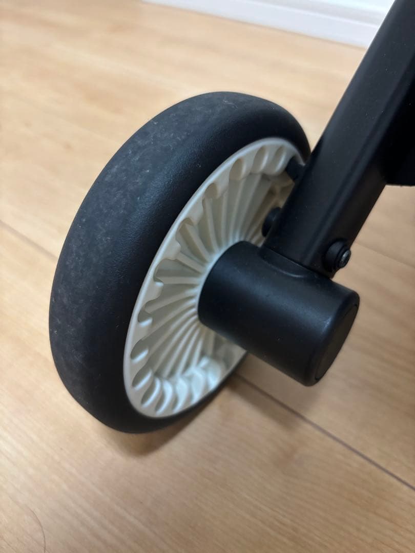 サイベックス　リベル　ベビーカー　シーシェルベージュ　バンパーバー＆おまけ付き