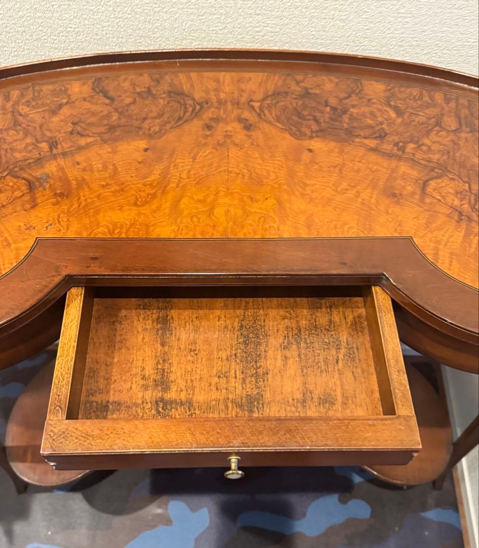 ベ*号様 MEDEA MADE IN ITALY ヴィンテージ￼ デスク