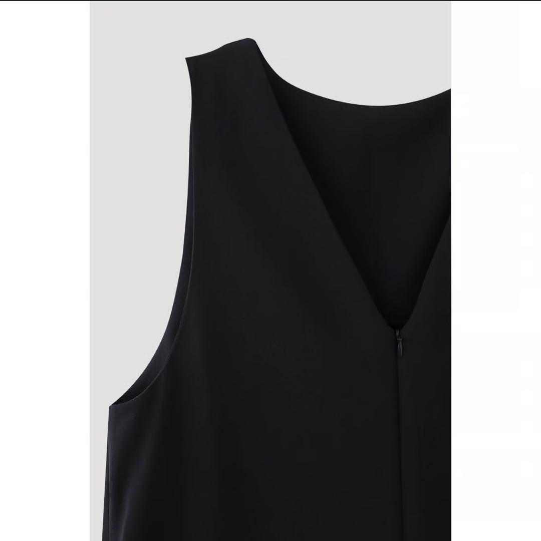 【未使用級✨️】ナエ スムースリバーシブルオールインワン サロペット M ブラック