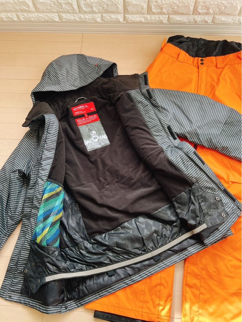 O'NEILL オニール スノーボードウェア 上下セット