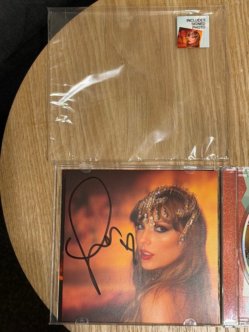 THE LIFE OF A SHOWGIRL CDサインPHOTO1①