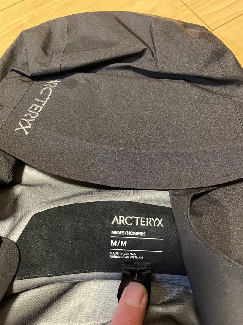 正規品タグ付き　Arc'teryx アークテリクス　ベータジャケット2025SS