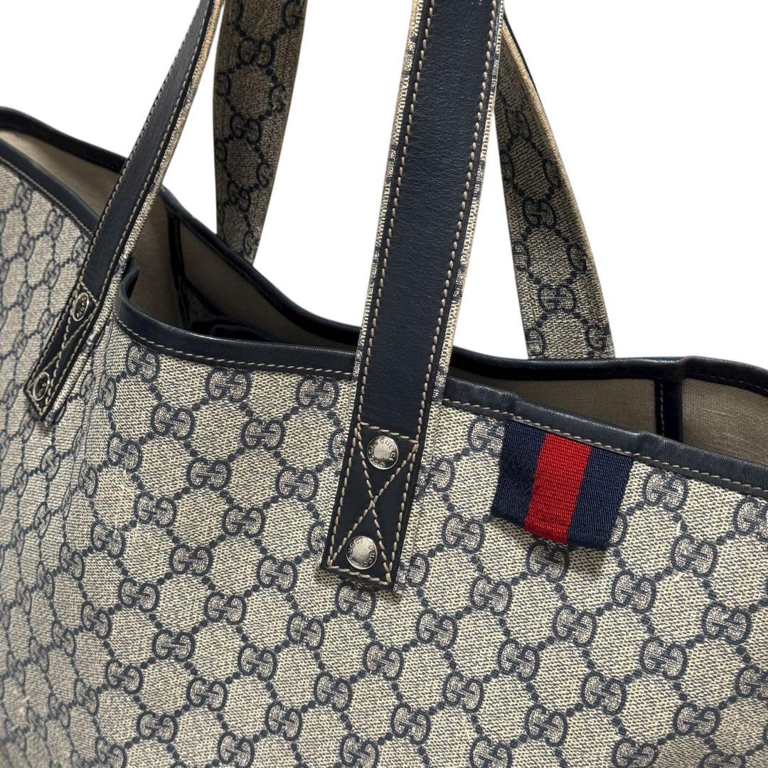 GUCCI ハンドバッグ シェリーライン GG柄 ネイビー 肩掛け A4可能
