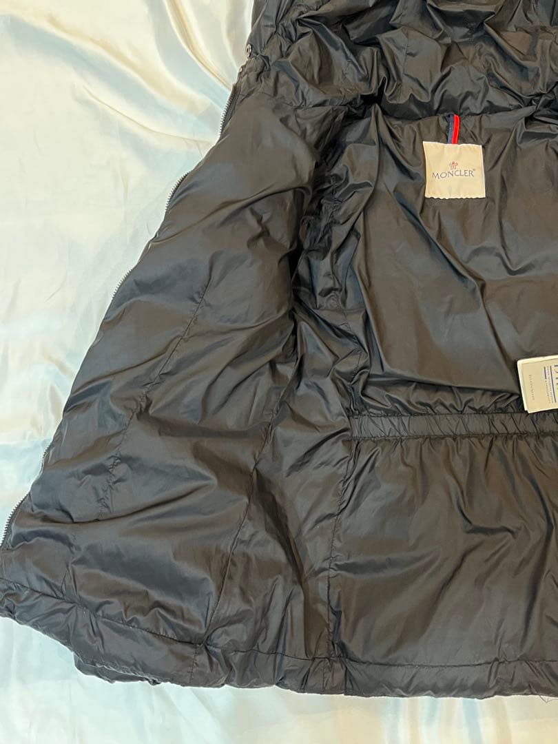 モンクレイル　ダウンジャケット　サイズ1