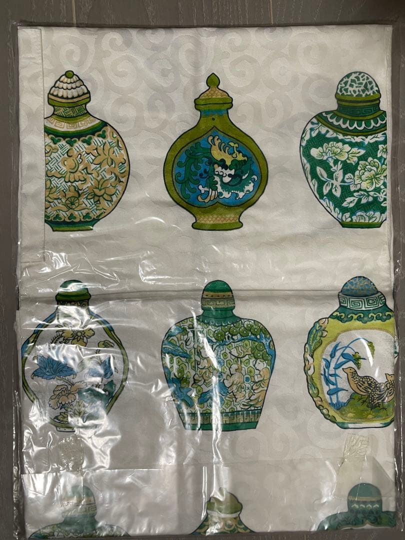 チャイナシーズ　China Seas エプロン　瓶　ボトル　白緑　鼻煙壷　レア