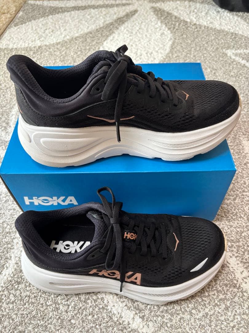 HOKA オネオネBONDAI９レディース23.5㎝ レギュラー