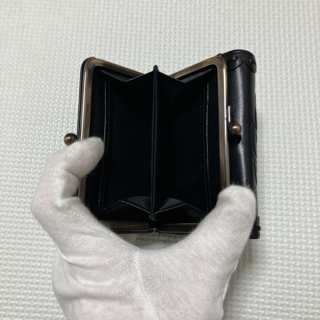 未使用　ANNA SUIアナスイ　エンボス レザーがま口二つ折り財布　ローズ　黒