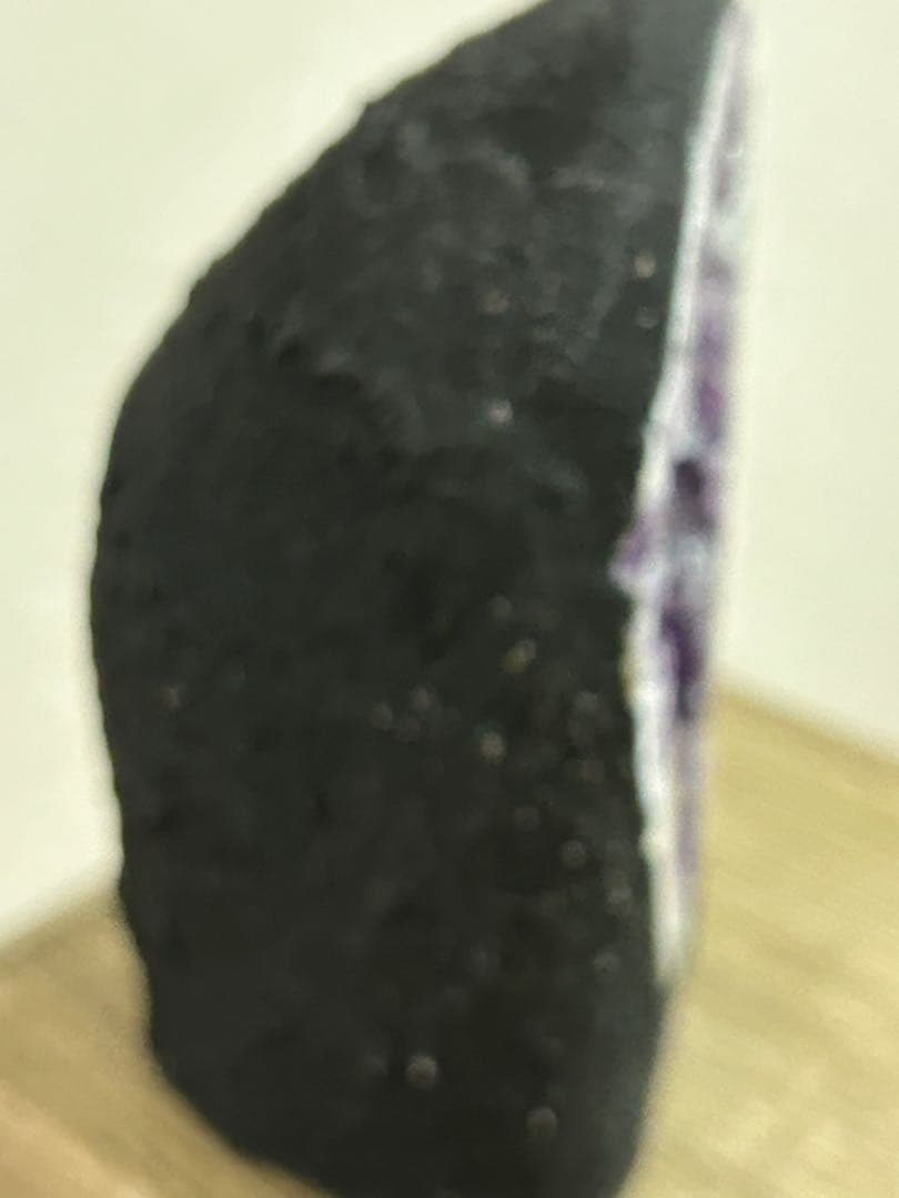 10%off SALEアメジストクラスター　ドーム　紫水晶　 天然石　１２６８g