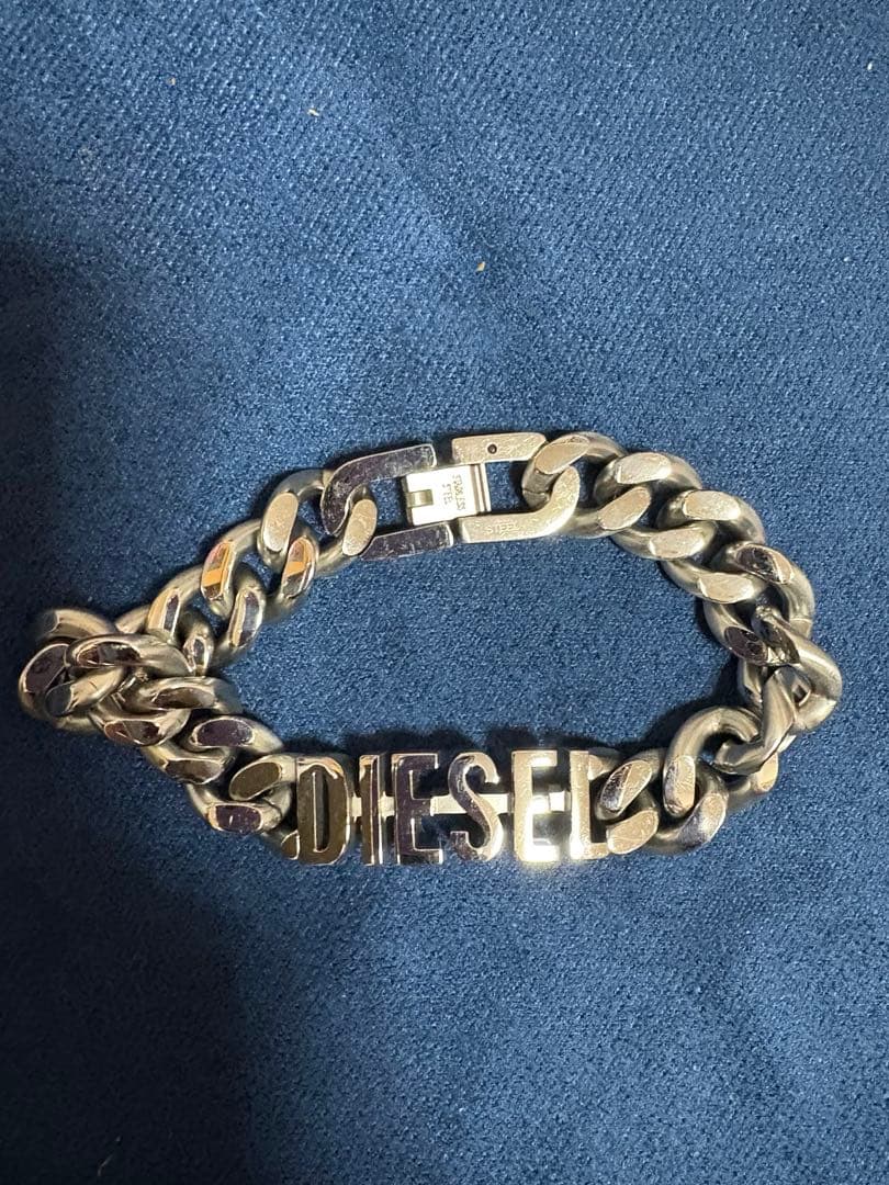 【こと】DIESEL シルバーチェーンブレスレット HANA ᒍIՏOO
