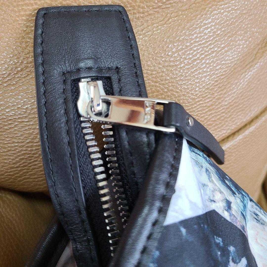 TUMI 抽象デザイン トートバッグ