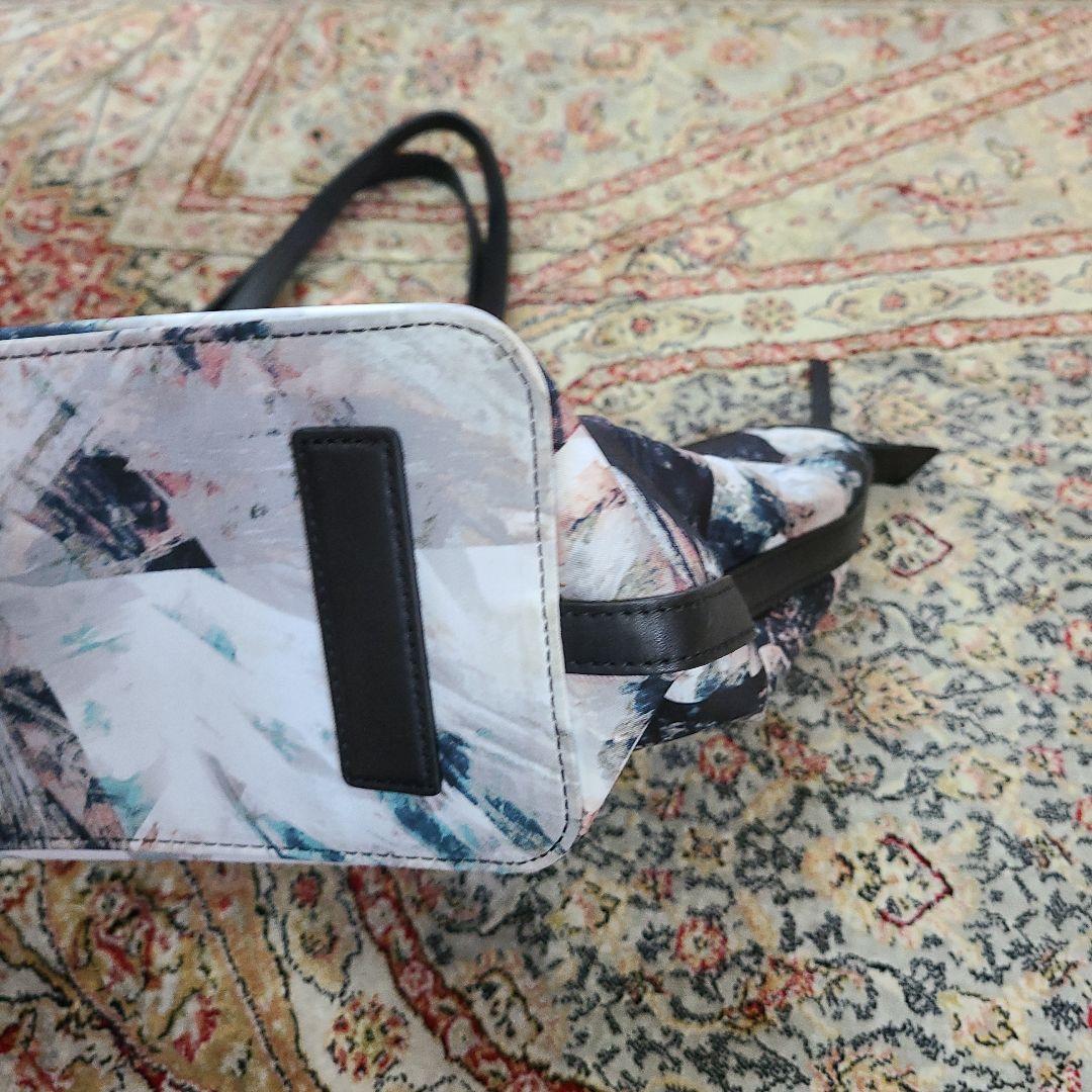 TUMI 抽象デザイン トートバッグ