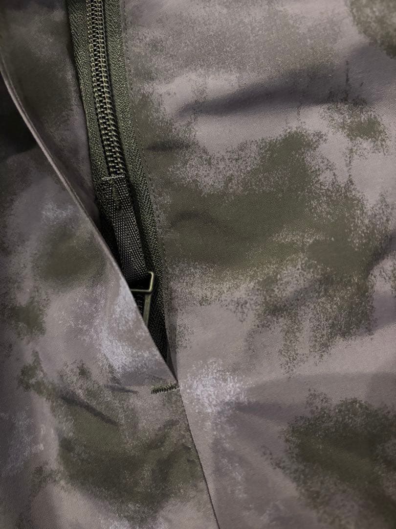 【未使用】ユニクロ ハイブリッドダウン スノーボード パーカー平野歩夢モデル L