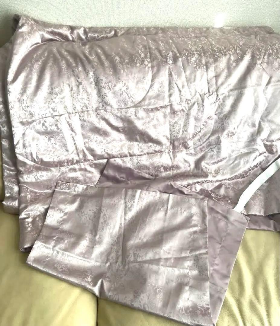 【シルク中綿】薄紫色 サテン 地紋　ダブル敷きベッドマット＋枕カバー2枚セット