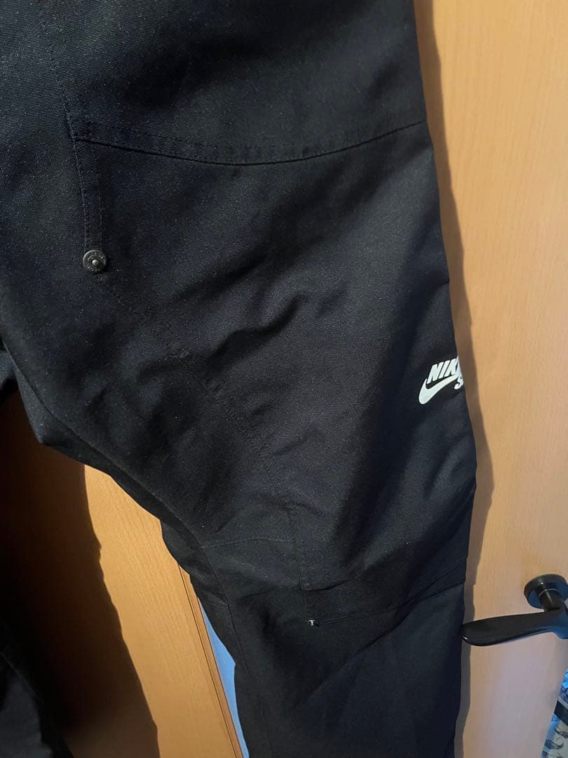 【新品】L nike sb boarding スノーボードウェア　パンツ