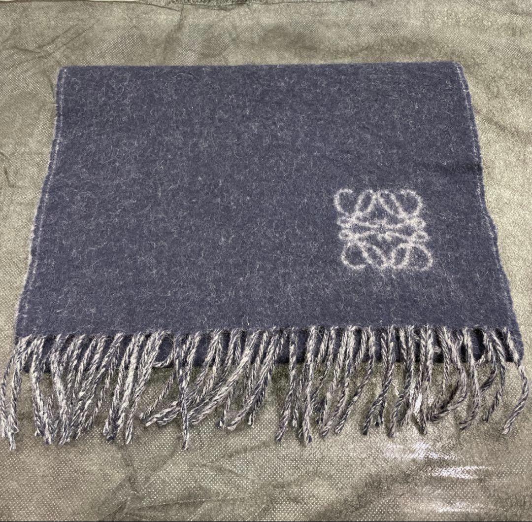 韋*天様 美品！　LOEWE ダークグレー マフラー