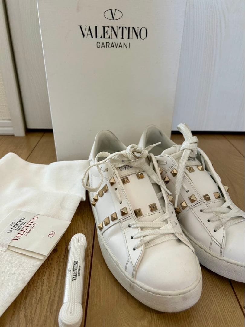 ヴァレンティノ ロックスタッズ スニーカー36 23 23.5cm美品