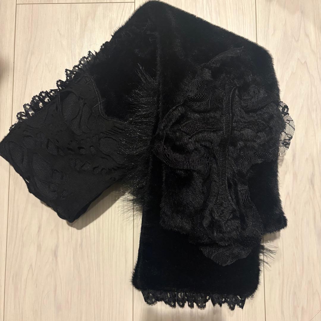 新品 DimMoire【ディムモアール】十字の誓いつぎはぎマフラー/Black