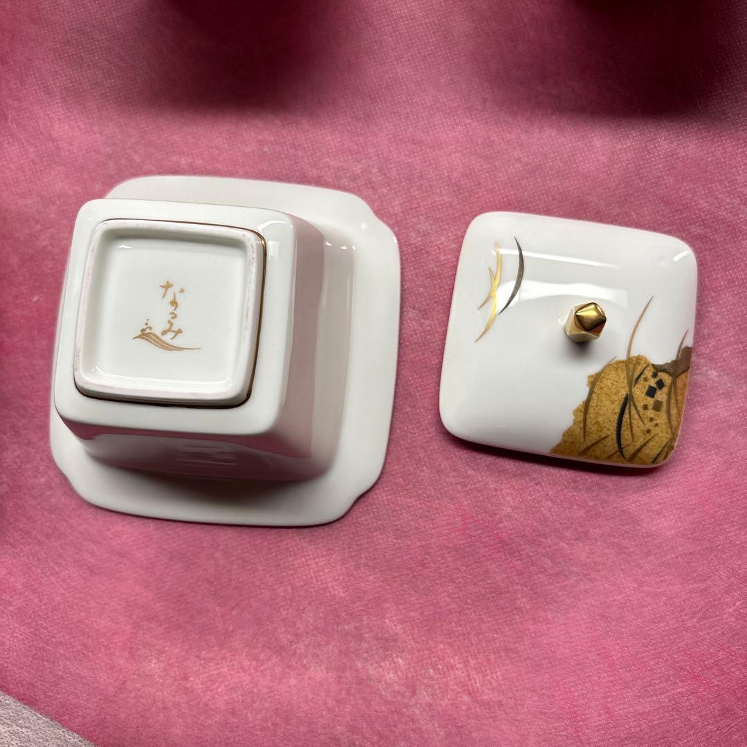 ナルミ（NARUMI）の白耀磁器 金銀彩 武蔵野文 蓋付き小鉢10セット