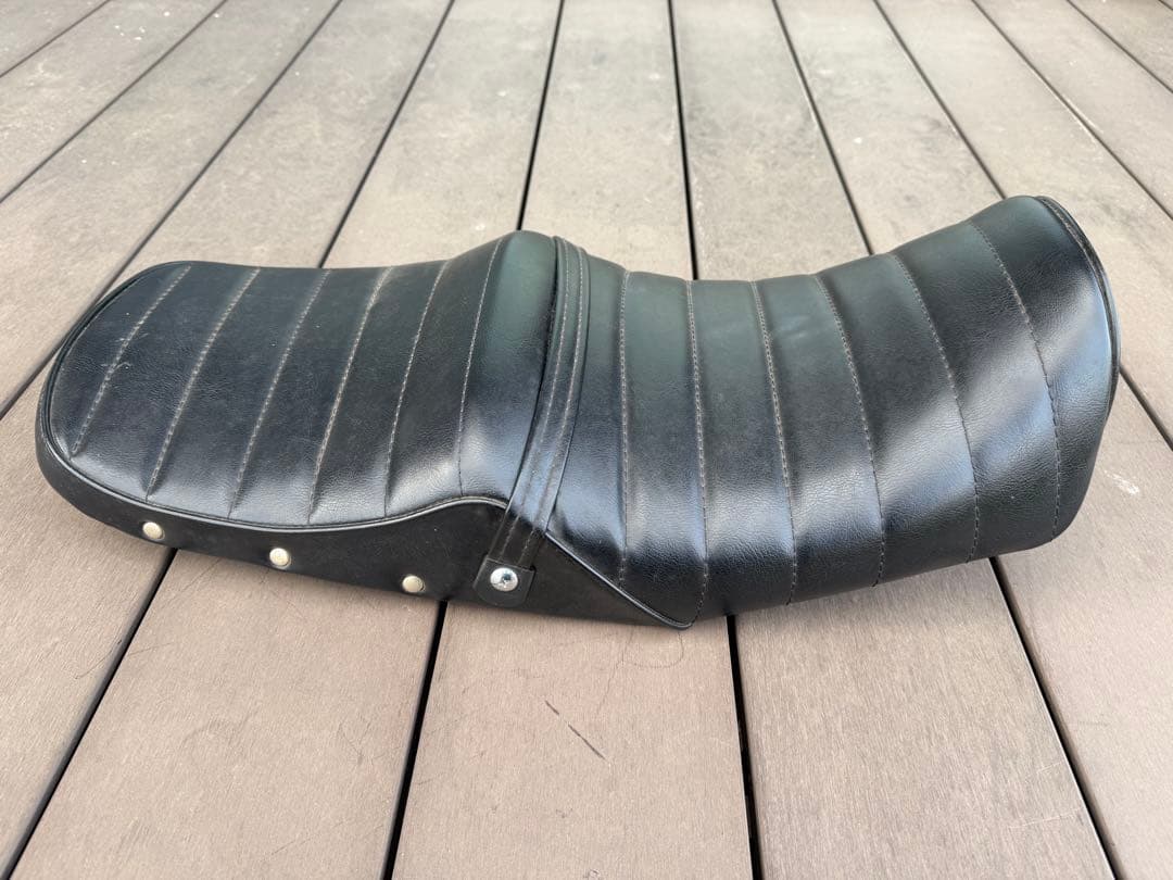 xjr400 タックロール　アンコ抜き