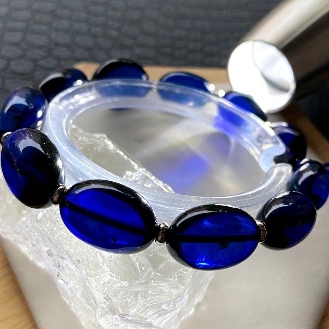 綺麗❣️リトアニア産琥珀♡サファイアブルーアンバーブレスレット