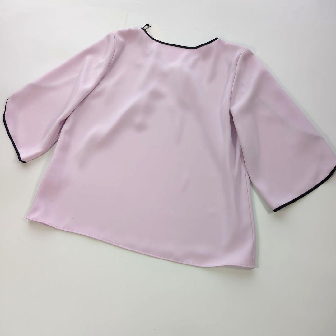 未使用タグ付き.ピンキーアンドダイアン 配色パイピングペタルスリーブブラウス