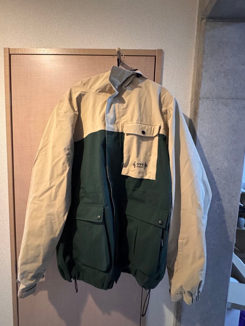 金曜まで値下げ！NOMADIK 777  WEAR XXLサイズ 上下