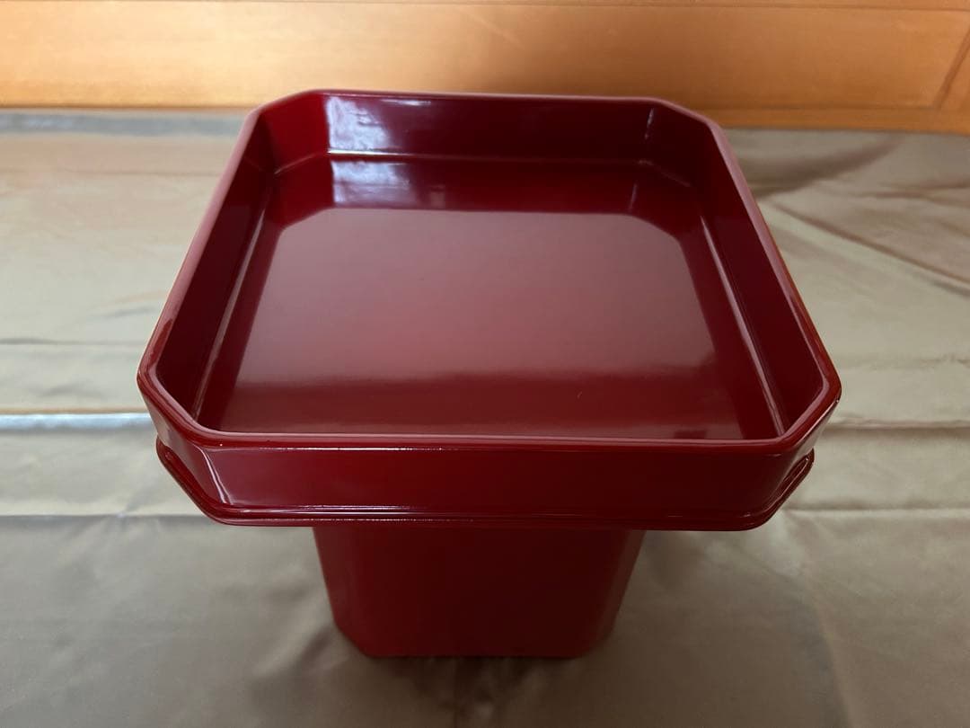 川連漆器の朱　8寸三宝