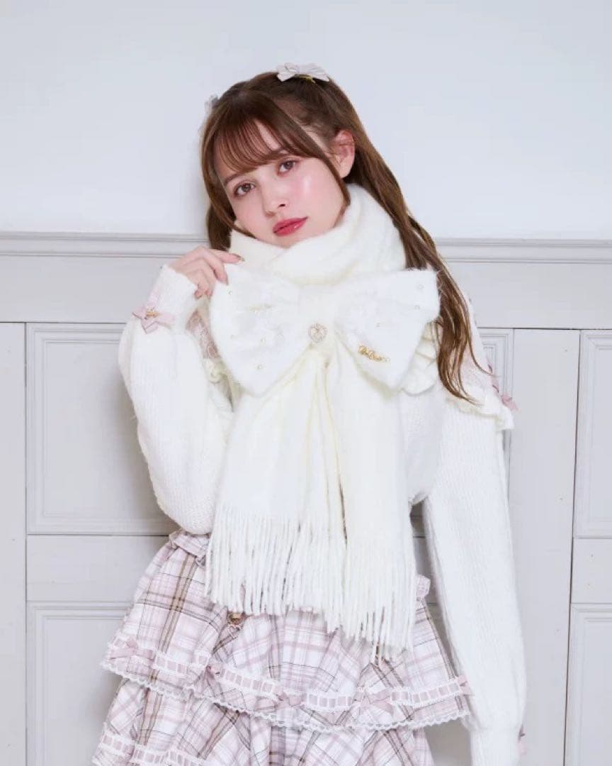 新品 LIZLISA マフラー シャギーリボンストール ホワイト